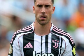 官网电脑版入口包含尤文图斯训练开放日；窗口期更衣室发声引欢呼；意甲在即；年轻球员得到机会的词条