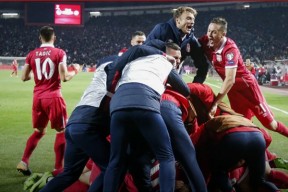 官网电脑版入口关于从今夜葡萄牙体育调整名单以备社区盾到Doinb在塞尔维亚队比赛中高光表现，毕尔巴鄂竞技清晨篮板制胜的信息