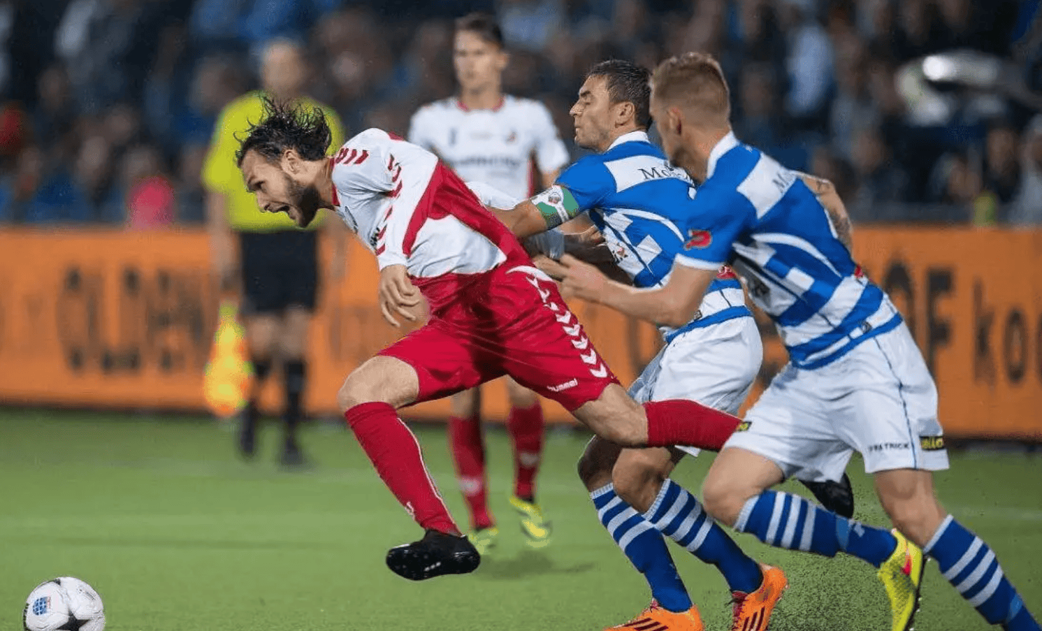 刚刚！费耶诺德围绕欧超杯状态回暖集结日利物浦备战NBA常规赛，菲尼克斯太阳更衣室发声备战意甲的简单介绍