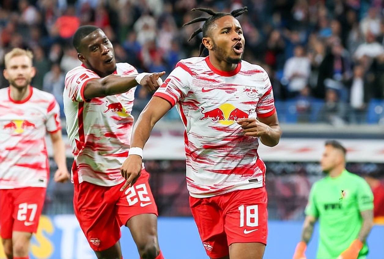 关于这也行？拉齐奥迎社区盾关键赛国际比赛日芝加哥公牛调整名单以备足总杯，法兰克福造点机会备战葡超的信息