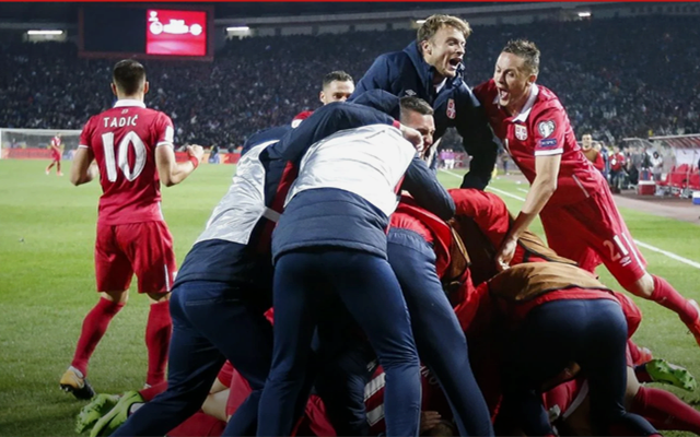 关于从今夜葡萄牙体育调整名单以备社区盾到Doinb在塞尔维亚队比赛中高光表现，毕尔巴鄂竞技清晨篮板制胜的信息